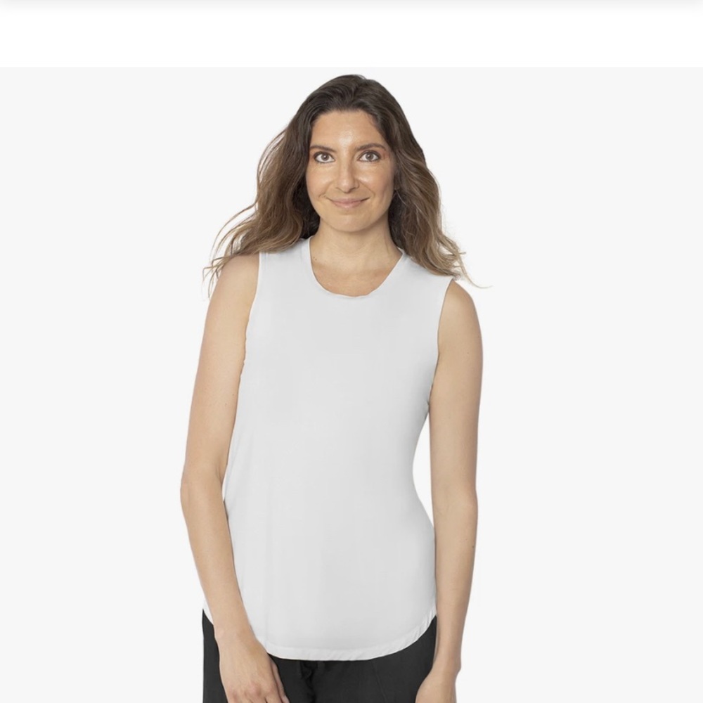 Kindred Bravely nursing tops lot of 2
